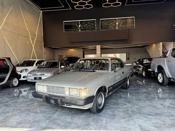 CHEVROLET OPALA 2.5 DIPLOMATA 8V ÁLCOOL 2P MANUAL CHEVROLET OPALA 2.5 DIPLOMATA 8V ÁLCOOL 2P MANUAL